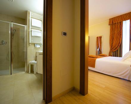 Book your 4 star hotel in Turin near the Porta Nuova station