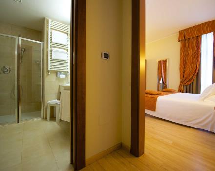 Book your 4 star hotel in Turin near the Porta Nuova station